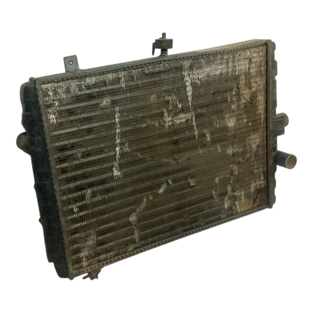 Radiador Agua Volkswagen Voyage 1.8 8v 1981 1982 1983 A 1996 4