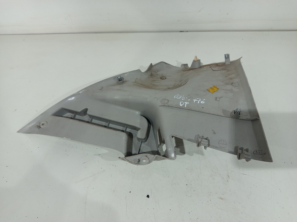 Suporte Direito Tampão Bagagito Peugeot 206 1999 2000 A 2010 5