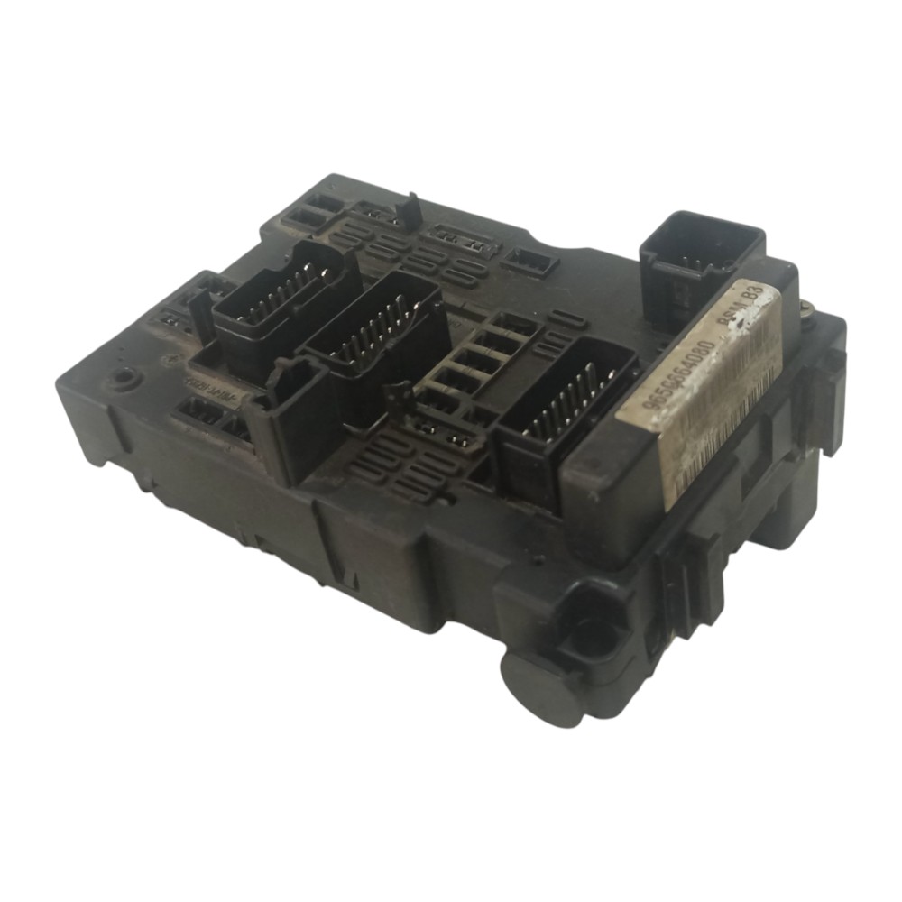Caixa Fusiveis Bsm Citroen C3 C4 Peugeot 206 207 2008 A 2011 8