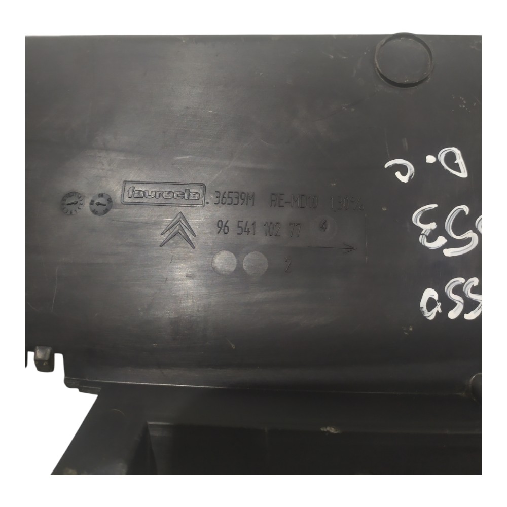 Moldura cebtral painel Citroen c4 Picasso 2009 a 2013 9