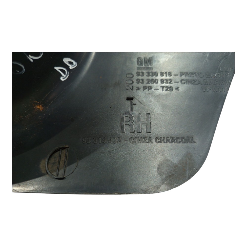 Moldura Soleira Porta Lado Direito Pris Gm Celta 2003 A 2015 4