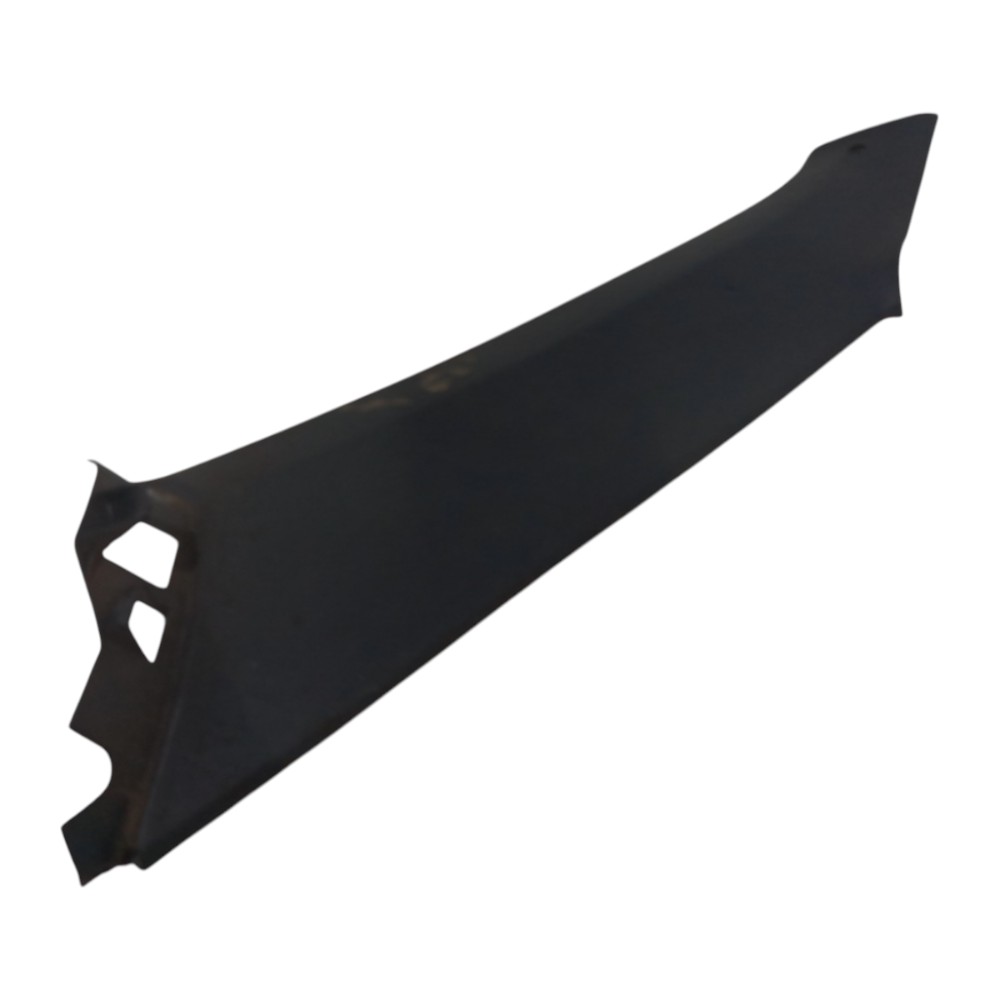 Coluna Lateral Traseira Direita Vw Passat 1995 1996 A 2001 2