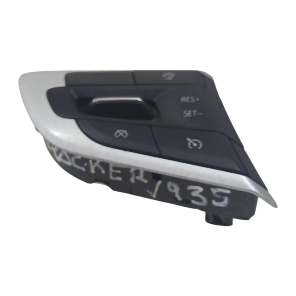 Botão Comando Volante Gm Tracker Onix 2020 A 2014 5