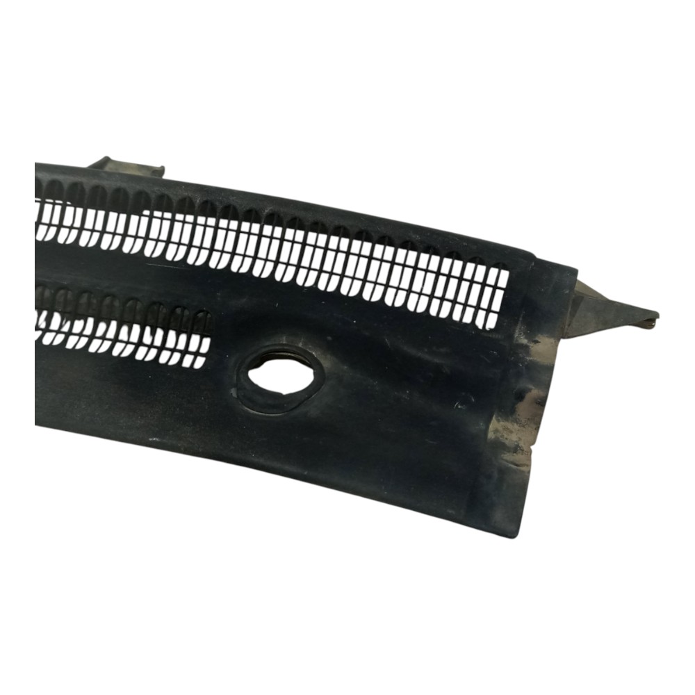 Grade Churrasqueira Diant Esquerda Gm Corsa 1993 A 2000 Preto 7
