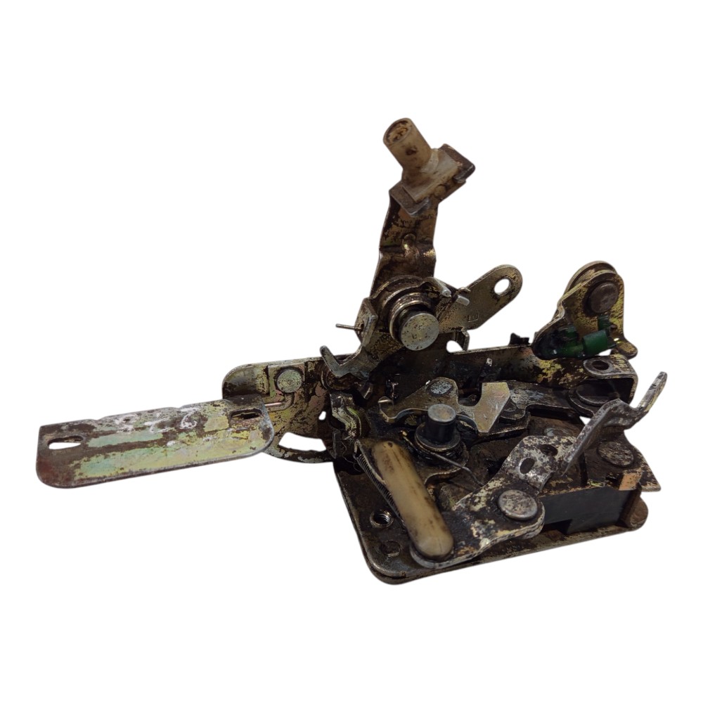 Fechadura Traseira Esquerda Volkswagen Gol  1998 A 2005 1