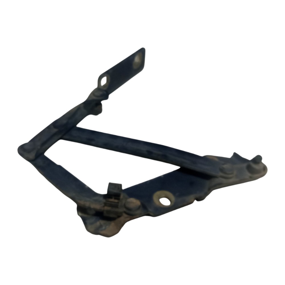 Dobradiça Esquerda Capô Gm Chevrolet Grctra 1997 1998 A 2005 3
