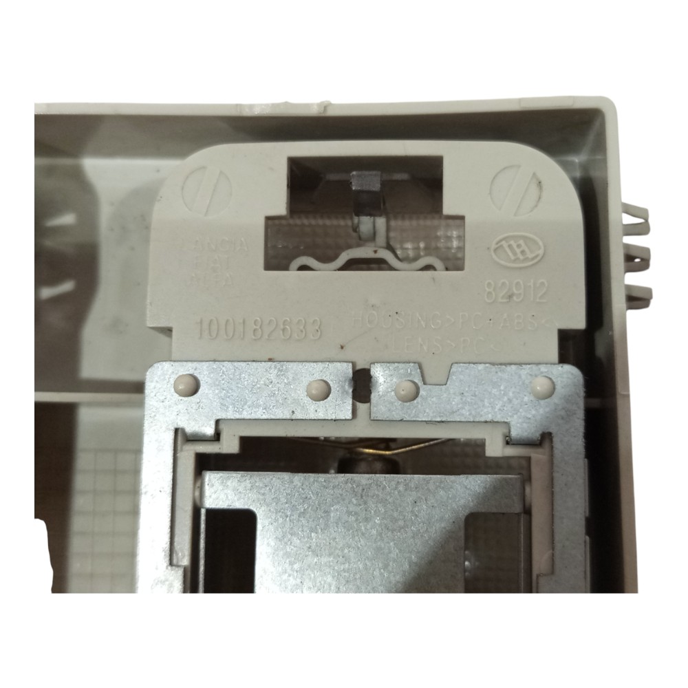 Luz Interna Teto Cortesia Fiat Siena 1.0 8v 2012 2013 A 2021 3