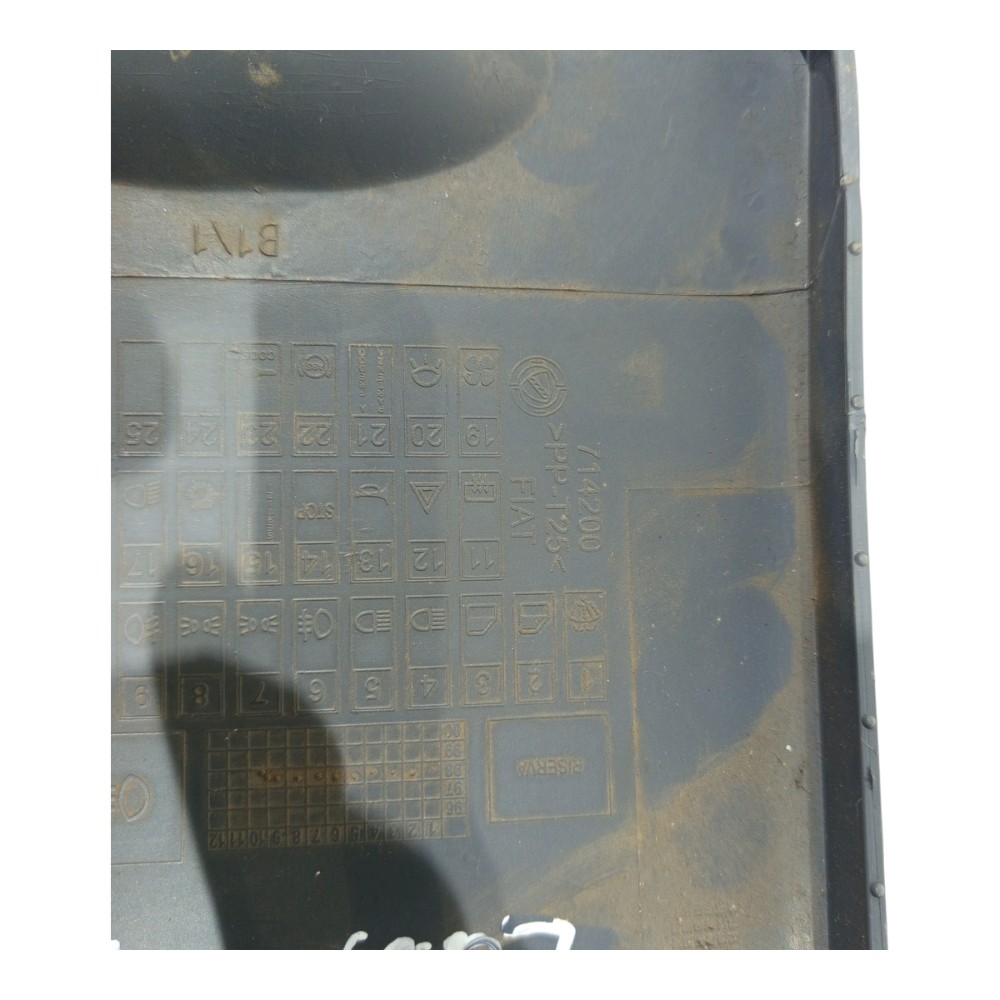 Tampa Painel Caixa Fusível Fiat Palio 1996 97 A 2000 714200 5
