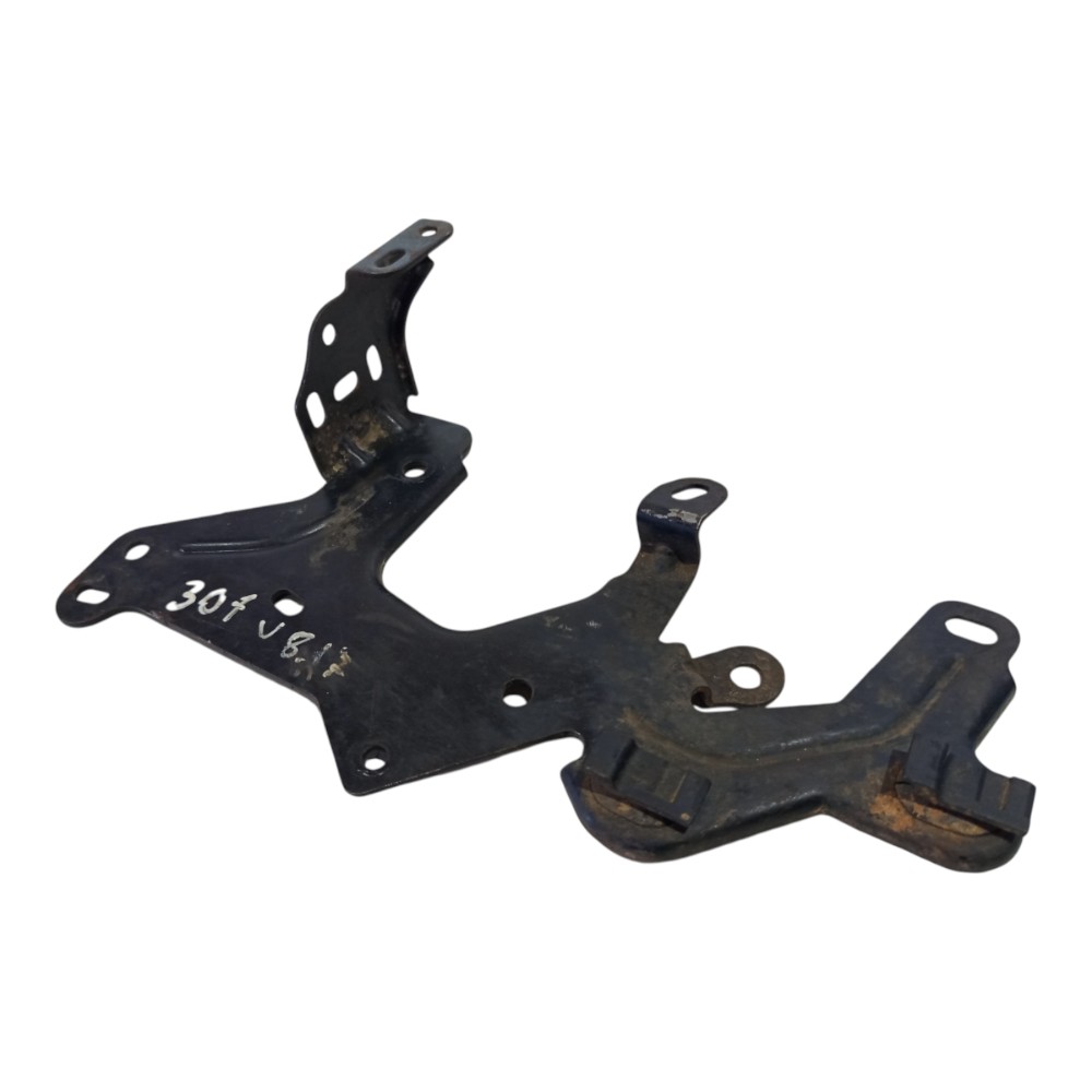 Suporte Carcaça Válvula Termostática Pegeout 307 2001/2006 Preto 3