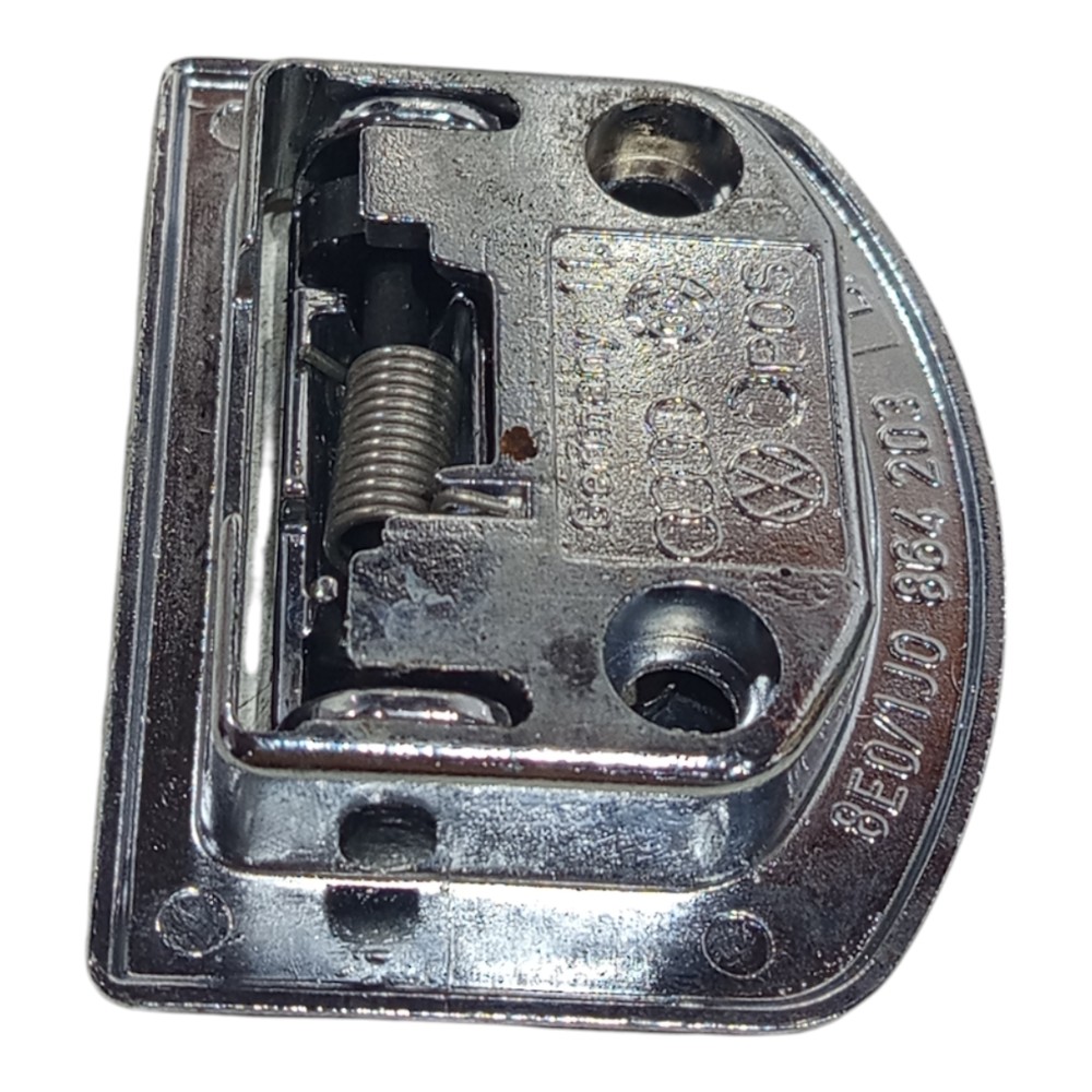 Gancho trava porta malas Audi A3 2000 a 2006 5