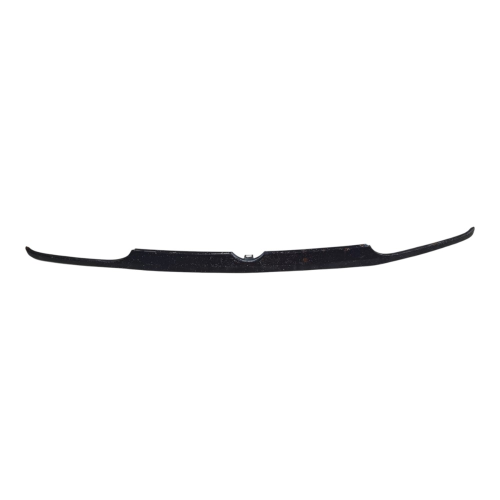 Friso Bigode Superior Parachoque Vw Golf Gl 1.6 1993 A 1999 1