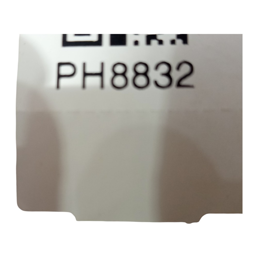 Moldura Frisa Caixa Roda Traseira Direita Gm Tracker 20 A 24 7