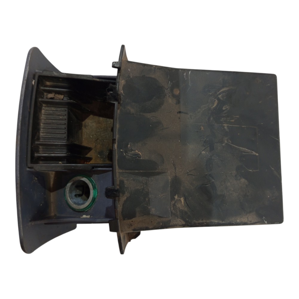 Tomada 12v Cinzeiro Painel Central Ford Fiesta 1997 1