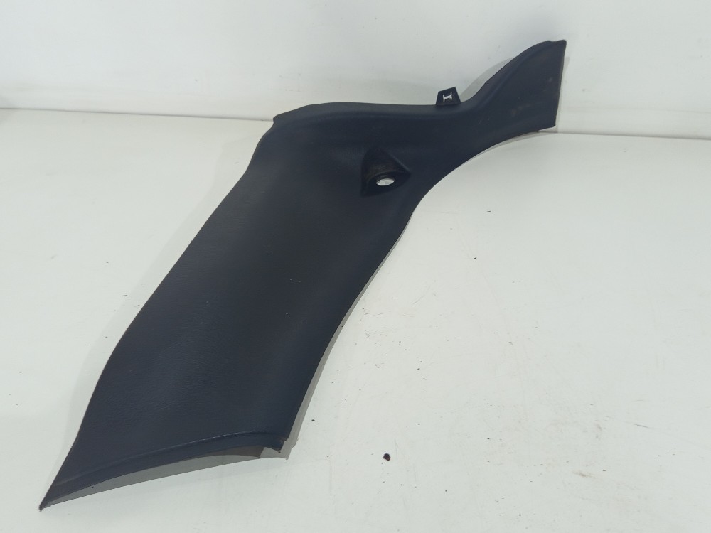Moldura Coluna Traseira Direita Peugeot 206 1999 A 2010 6