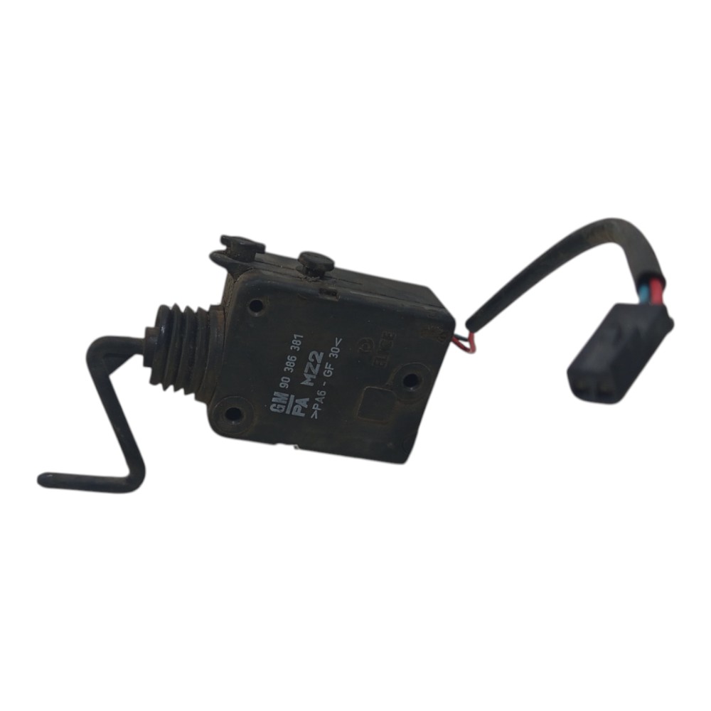 Atuador Portinhola Tanque Combustível Gm Corsa 1997 A 2007 5