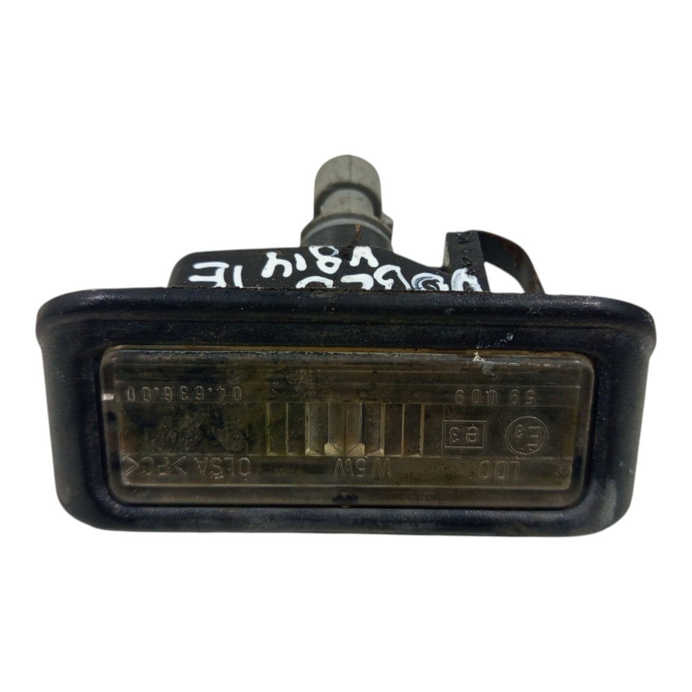 Lanterna Luz De Placa Traseira Esquerda Fiat Doblo Hlx 2011 1