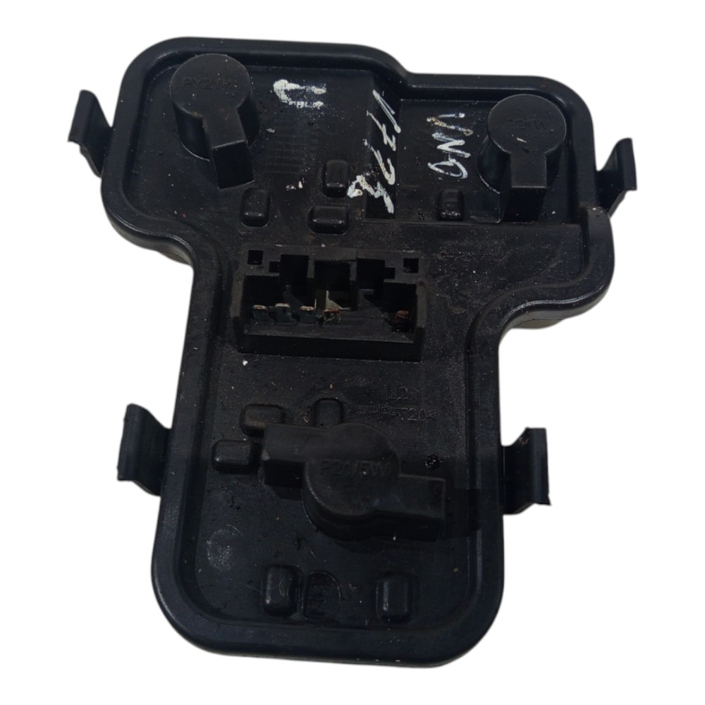 Soquete Circuito Lanterna Direita Fiat Uno 2002 2003 A 2008 2