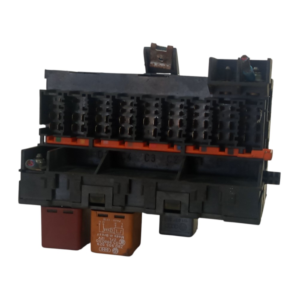 Caixa Fusivel Volkswagen Gol Saveiro Parati 1987 1988a 2005 4