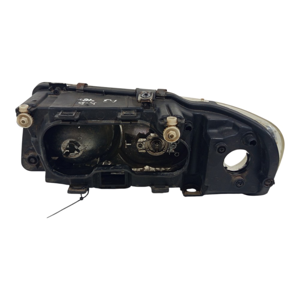 Farol Dianteiro Direito Audi A3 2000 2001 2002 a 2006 Avaria 7