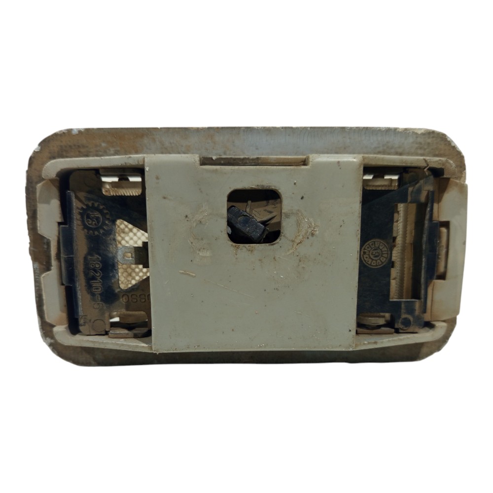 Luz De Teto Fiat Uno Mille 1.0 4p 545 Ano 1995 1996 18210-5 9