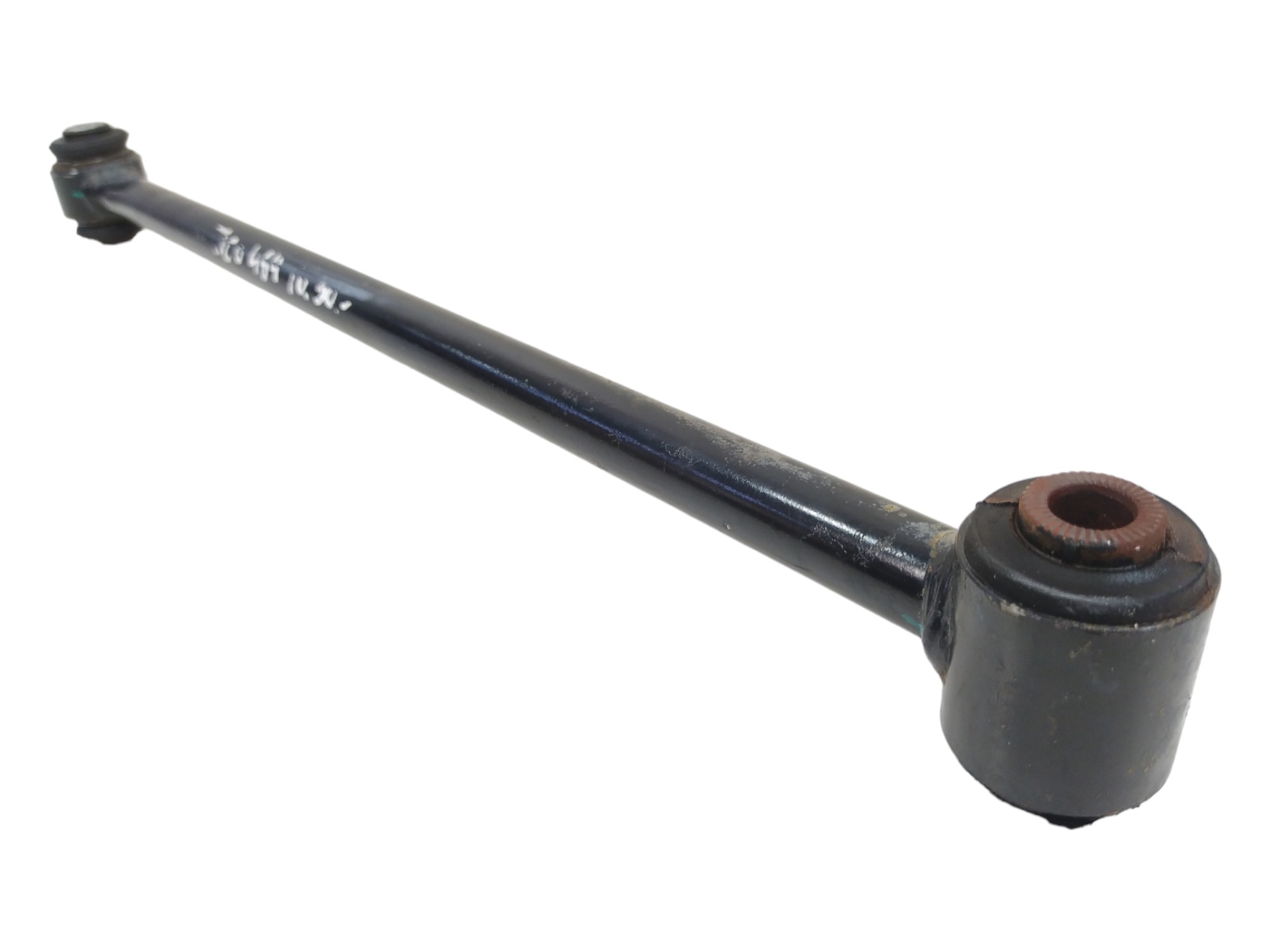 Braço suspensão traseira direita sup tiggo 484 kd1 3