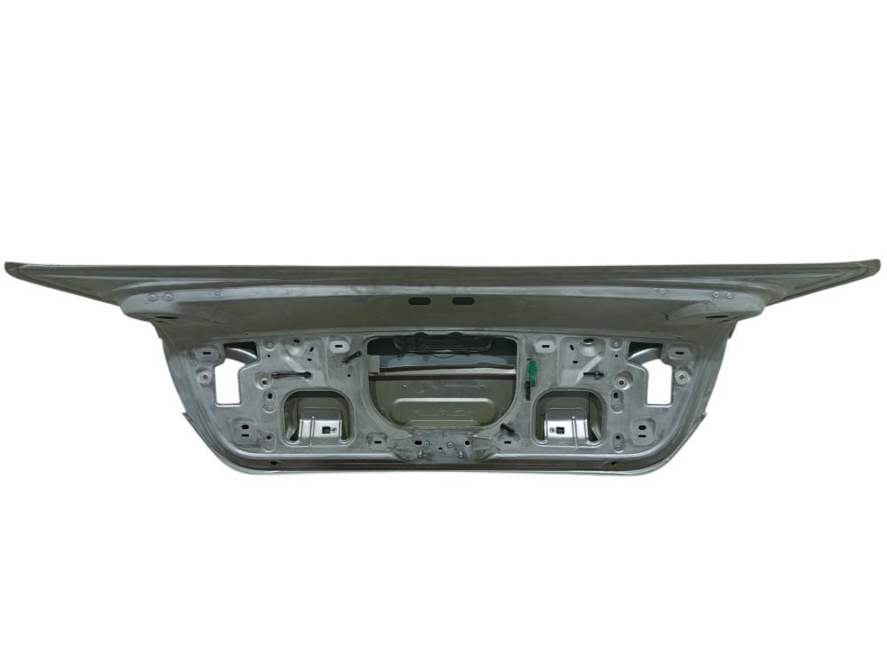Tampa Traseira Volkswagen Jetta Mk6 2012 A 2017 C/ Detalhe Prateado 2