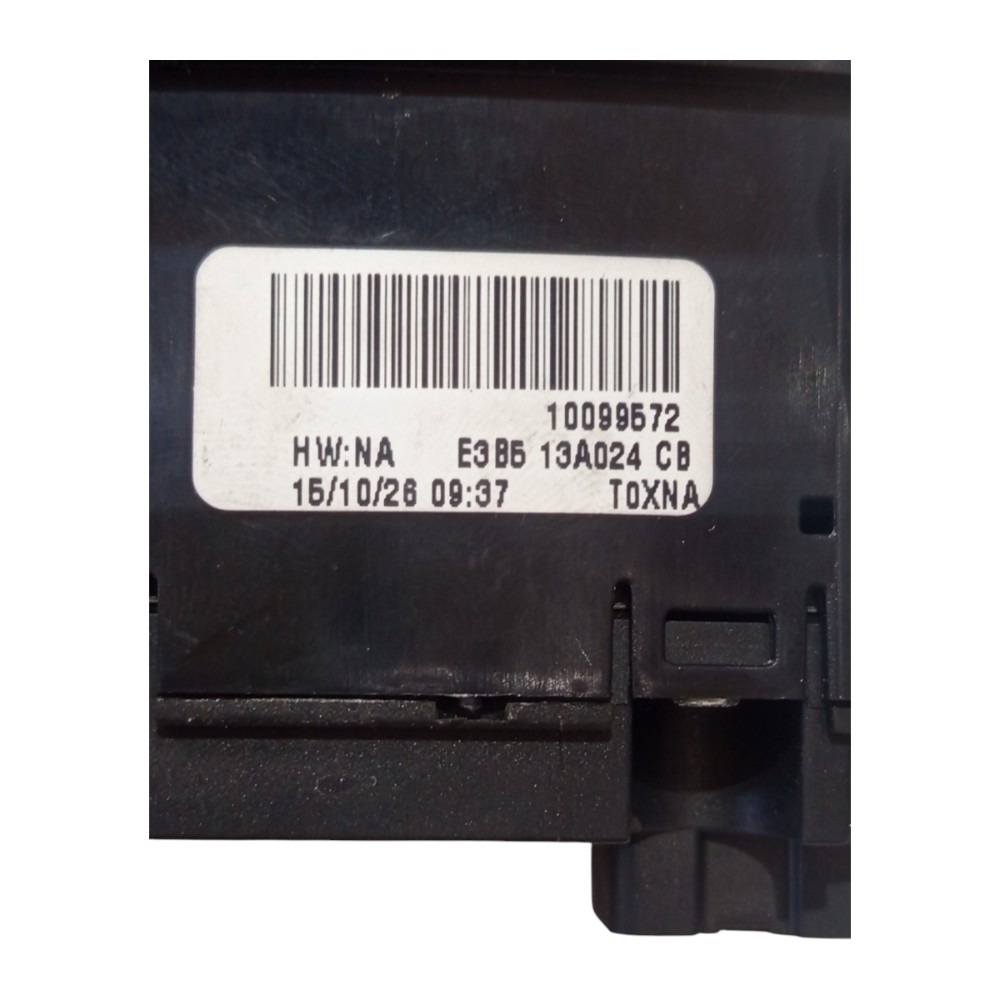 Botão Farol Milha Porta Malas Ford Ka 2014 A 2021 3