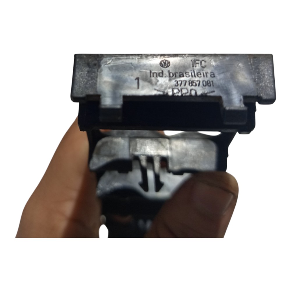 Moldura Botão Painel Botões Volkswagen Gol Saveiro 95 A 2005 2