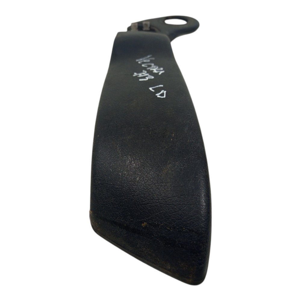 Moldura Banco Preta Dianteiro Esquero Gm Vectra 1997 A 2005  Preto 6