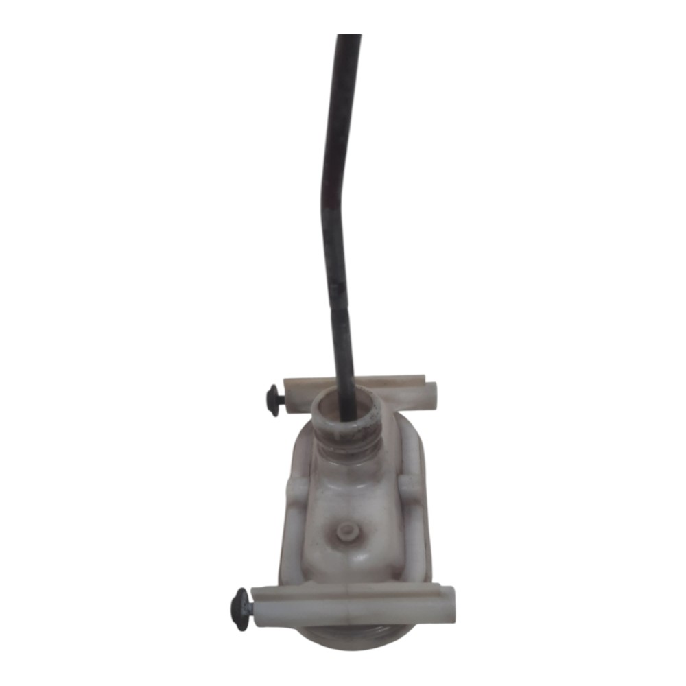 Trava Vácuo Porta Mala Golf Passat 1995 1996 1997 A 2003 7