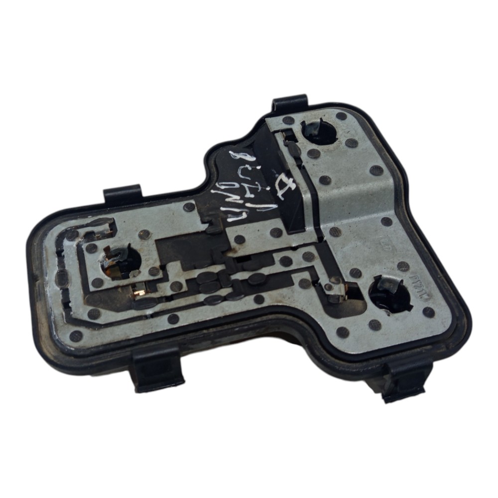 Soquete Circuito Lanterna Direita Fiat Uno 2002 2003 A 2008 6