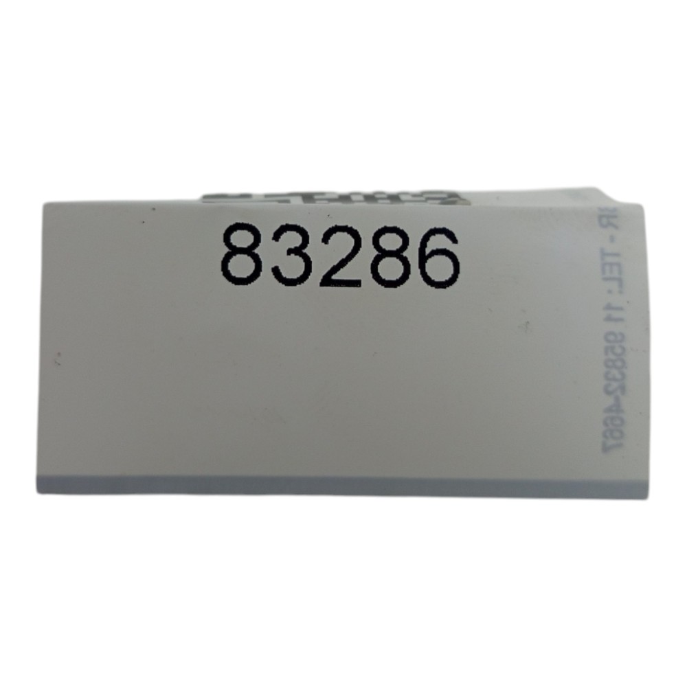 Moldura Coluna Traseira Esquerda Vw Golf 1993 1994 95 A 1999 10