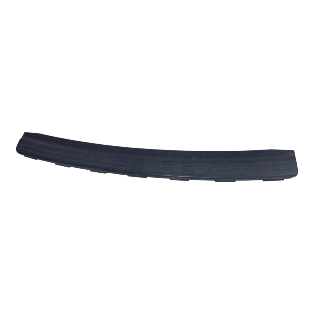 Moldura Para-choque Traseiro Land Rover Freelander 2007/2012 Preto 3