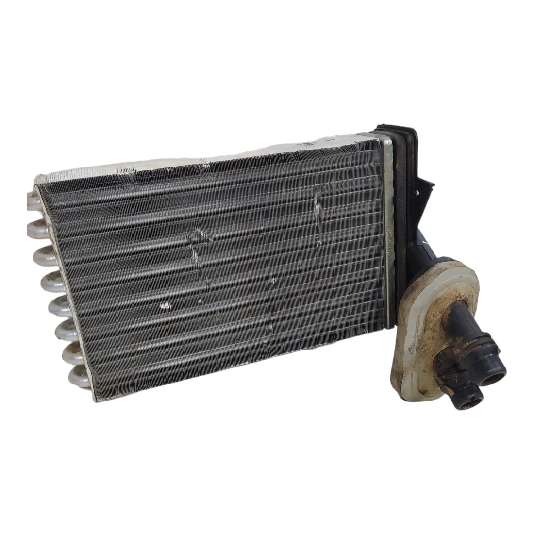 Radiador Ar Quente Volkswagen Golf 1.6 1999 A 2006 C/ Avaria 10