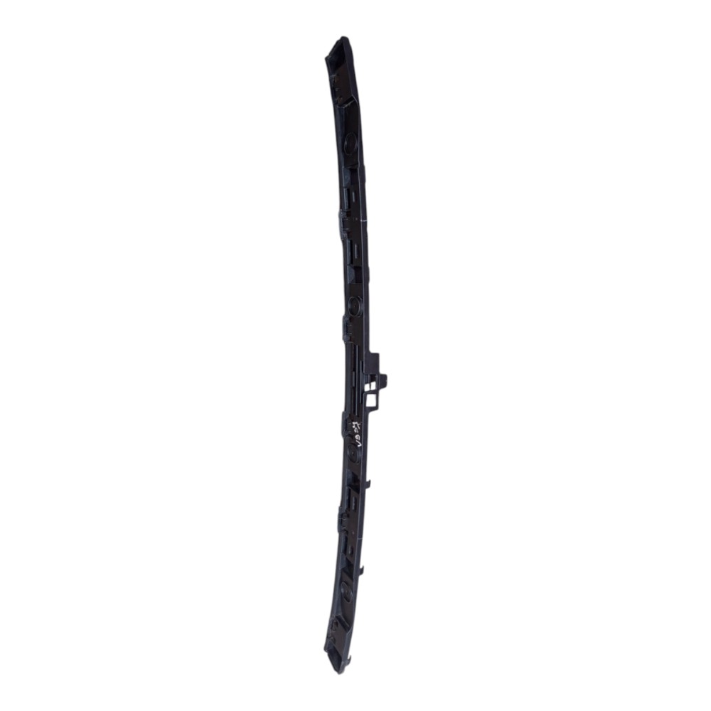 Guia Para-choque Traseira Central Vw Jetta 2011 A 2014 6
