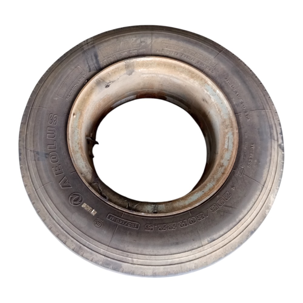 Pneu Scania 112 Aro 22.5 295/80r22.5 Usado J