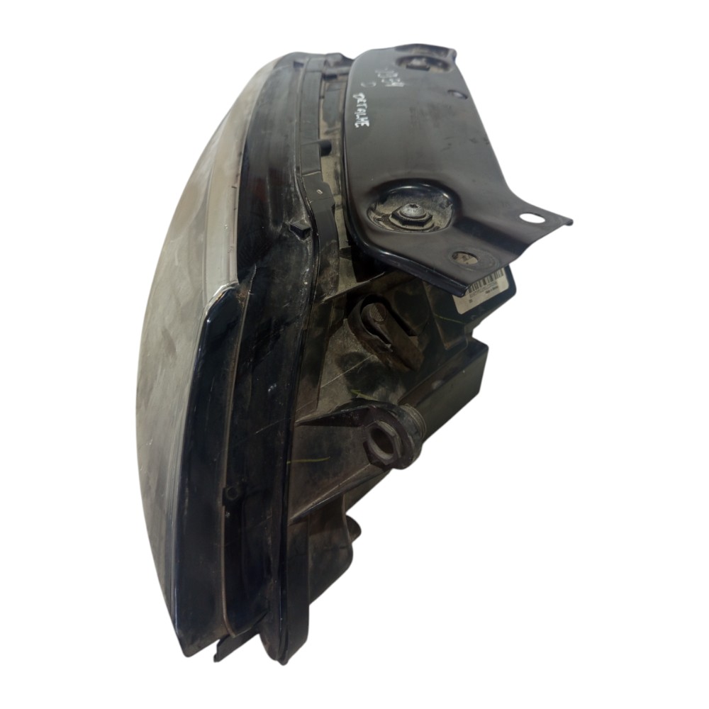 Farol Direito Volkswagen Jetta 2.0 Tsi 2012 2013 Com Avaria Direito/passageiro 7