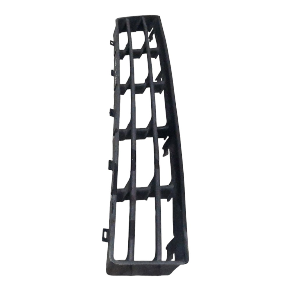 Grade Central Painel Parachoque Frontal Vw Golf 1999 A 2006 4