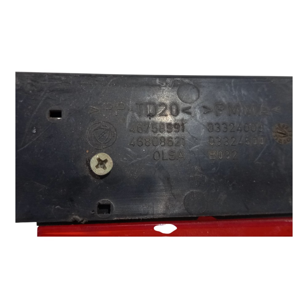 Break Light Luz Freio Fiat Stilo 2003 2004 2005 2006 A 2011 4