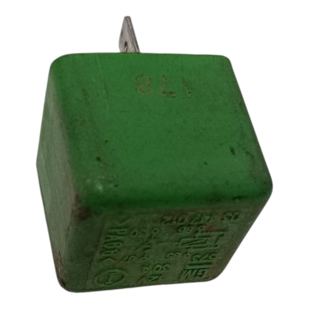 Rele Auxiliar Compressor Ar Gm Vectra Corsa 03447012 2