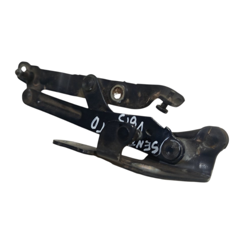 Dobradiça Traseiro Direita Nissan Sentra 2008 2009 A 2013 2