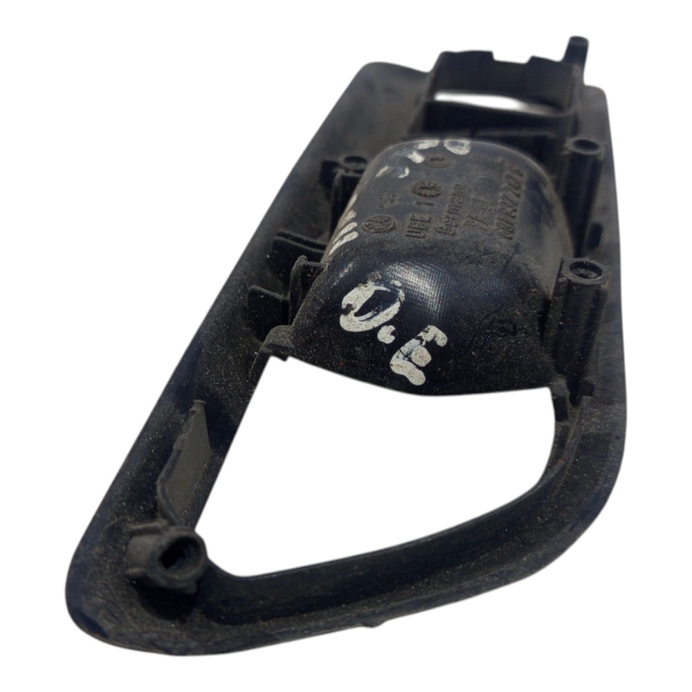 Moldura Maçaneta Interna Dianteira Vw Polo 2007 A 2011 Preto Dianteira 2