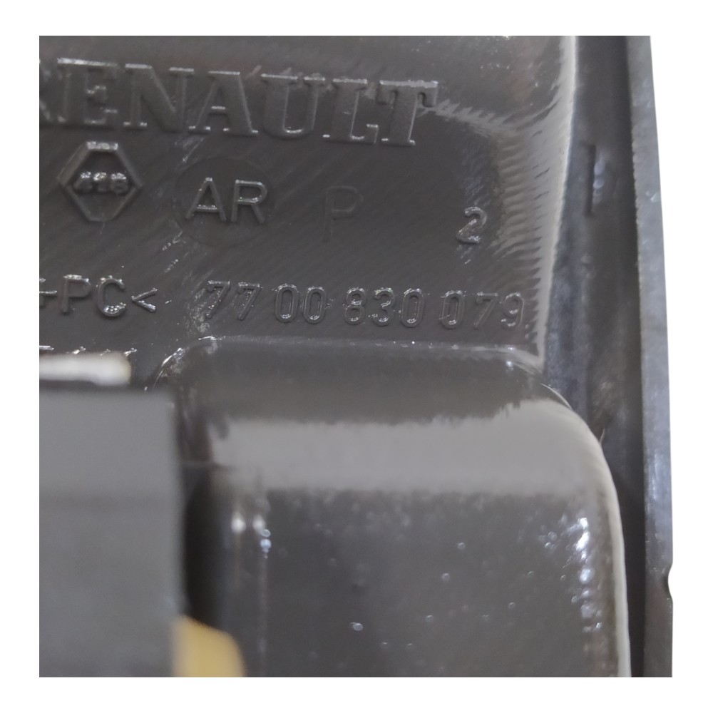 Maçaneta Interna Traseira Direita Renault Scenic 1999 A 2011 8