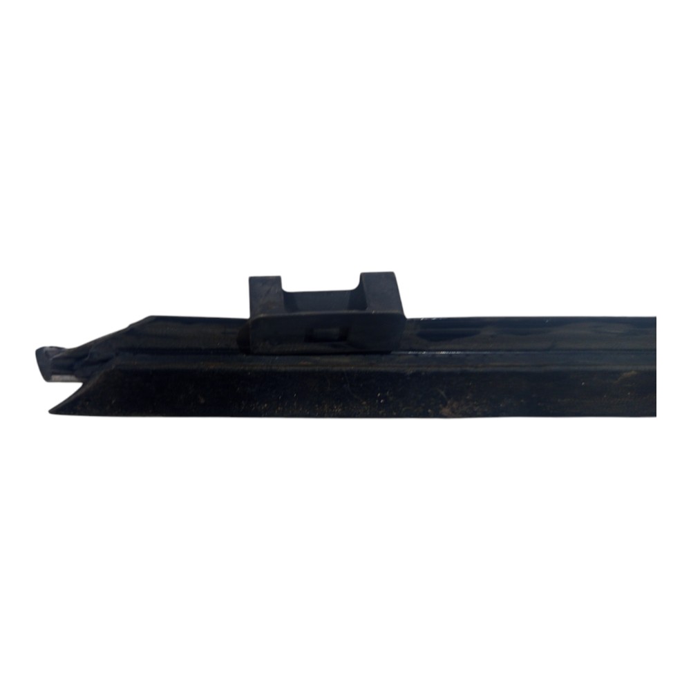 Guia Vidro Porta Traseiro Esquerdo 540i Serie 5 1996 A 2004 Preto 7