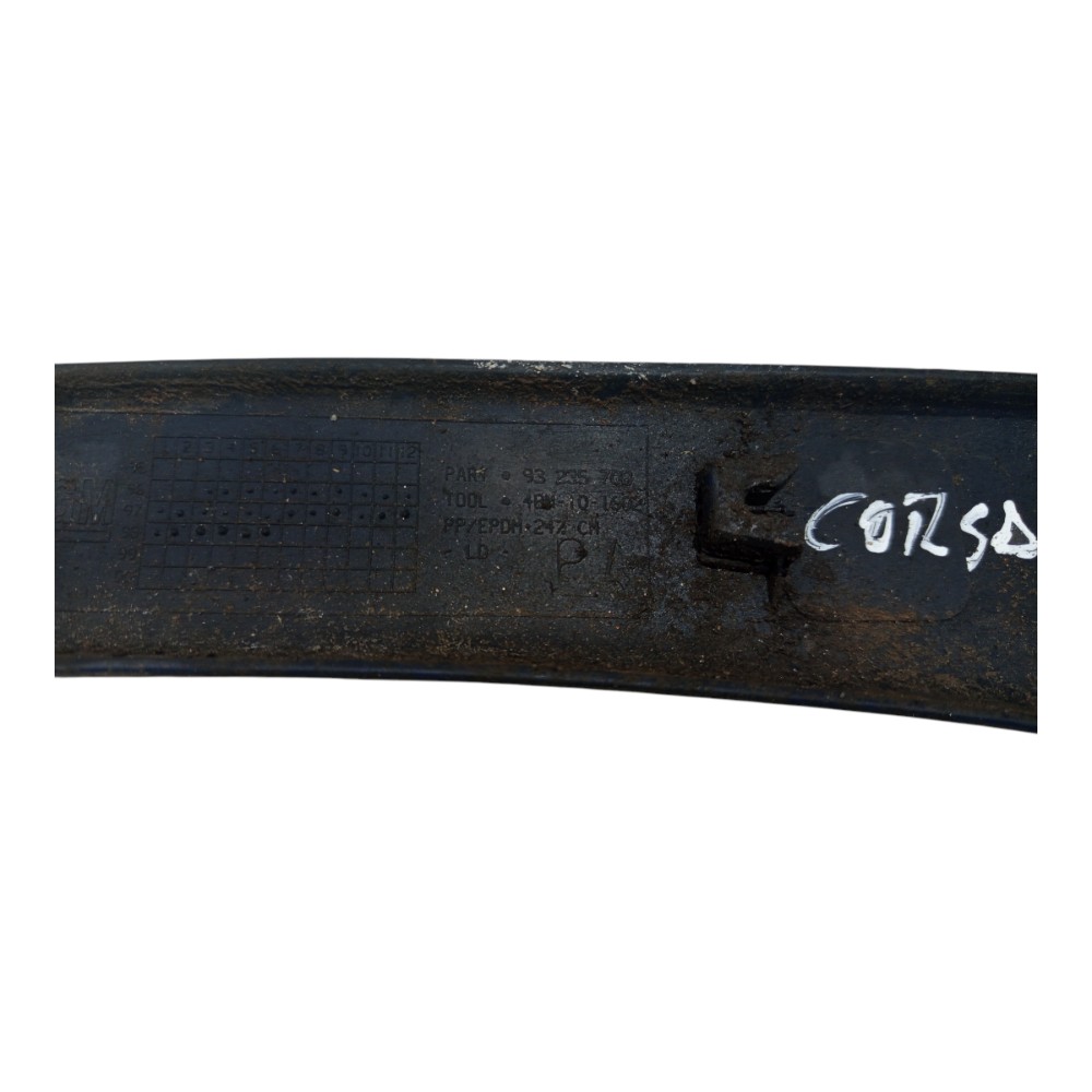 Moldura Paralama Trasei Direito Chevrolet Corsa 1994 A 2010 5