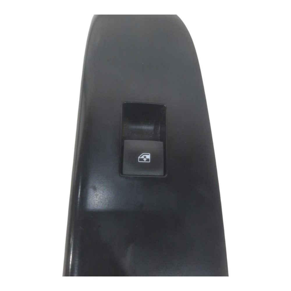 Botão Moldura Vidro Dianteiro Direito Gm Sonic 1.6 2012 A 14 3