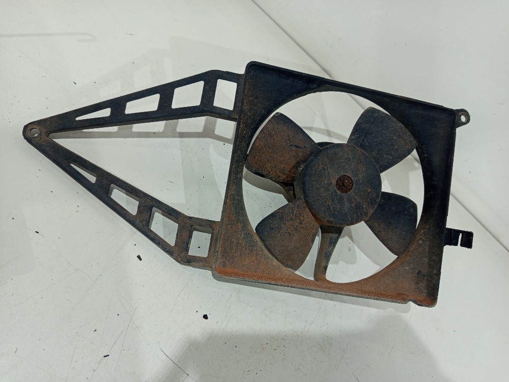 Defletor Ventoinha Gm Chevrolet Corsa 1.0 8v 1996 A 2002 1