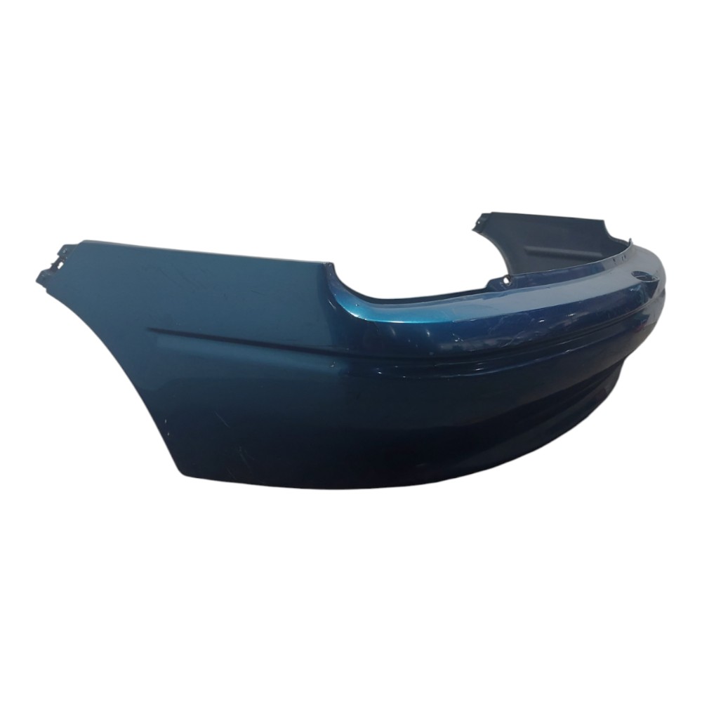 Para-choque Tras Chevrolet Corsa Sedan 1996 A 2002 Detalhes 2
