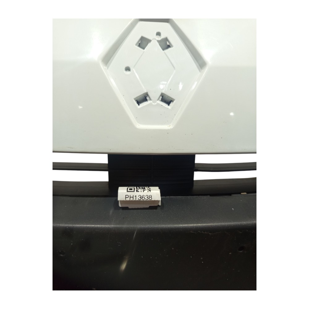 Para-choque Diant Renault Sandero 2012 A 2014 Com Avaria Branco 8