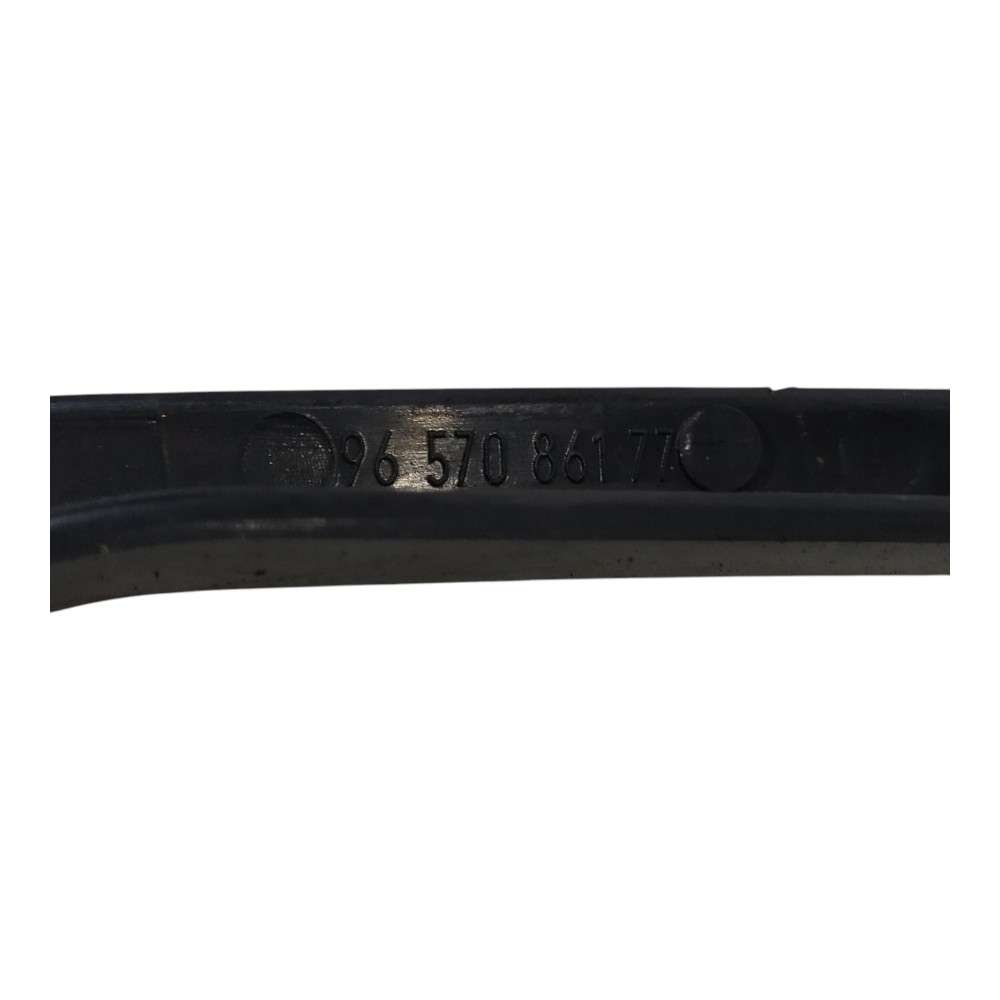 Moldura Maçaneta Interna Dianteira Direita C4 2007 A 2013 4